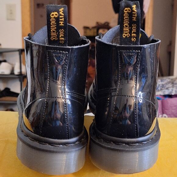 Doc Martens Church Stud Boots Size 8 Black Patent Leather Mid Top Evening Party - Picture 5 of 11